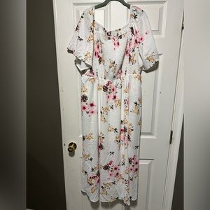 NWT- BloomChic white floral, square neck maxi dress. Never worn, size 18-20